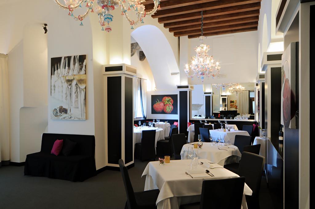 Hotel Cristallo Конельяно Экстерьер фото